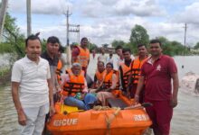 दुर्ग में लगातार बारिश में फंसे 200 परिवारों को रेस्क्यू कर 16 अस्थायी राहत शिविरों में ठहराया गया