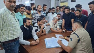 स्कूल परिसर में कथित आपत्तिजनक टिप्पणी पर बवाल, प्राचार्य और संचालकों की भूमिका पर गंभीर सवाल