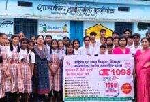 बाल विवाह रोकथाम को लेकर जागरूकता अभियान, विद्यार्थियों ने लिया बाल विवाह के खिलाफ संकल्प बाल विवाह रोकथाम को लेकर जागरूकता अभियान, विद्यार्थियों ने लिया बाल विवाह के खिलाफ संकल्प