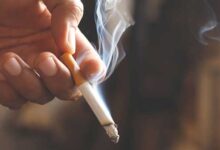 सिगरेट खरीदना हुआ महंगा, नए MRP वाले पैकेट बाजार में सिगरेट खरीदना हुआ महंगा, नए MRP वाले पैकेट बाजार में