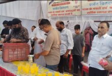 विजयदशमी के अवसर पर संस्था अवाम ए हिन्द ने भव्य पैमाने में श्री दुर्गा जोत एवं सांग विसर्जन के दौरान माता के भक्तों और हज़ारों श्रद्धालुओं का स्वागत कर पिलाया शर्बत