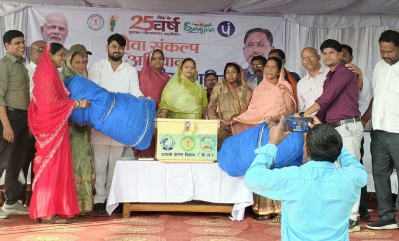 अमृत सरोवर बना महिला स्व-सहायता समूह की आजीविका और सशक्तिकरण का आधार