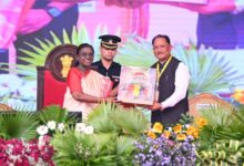 राष्ट्रपति श्रीमती द्रौपदी मुर्मु ने बस्तर दशहरा की अनूठी परंपराओं और जनजातीय संस्कृति की सराहना की