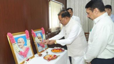  सत्य, अहिंसा और सादगी के आदर्श हमें राष्ट्रसेवा की प्रेरणा देते रहेंगे : मुख्यमंत्री विष्णु देव साय