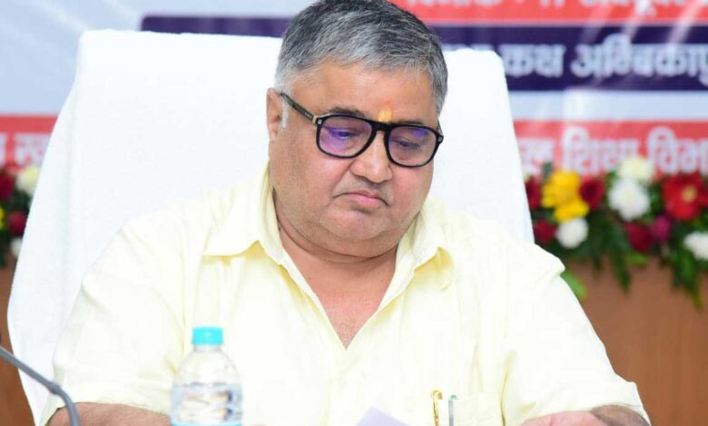 प्रतिभा बड़े शहरों की मोहताज नहीं, सही अवसर और मार्गदर्शन मिले तो सरगुजा का बच्चा भी देश में बना सकता है अपनी अलग पहचान: मंत्री श्री राजेश अग्रवाल प्रतिभा बड़े शहरों की मोहताज नहीं, सही अवसर और मार्गदर्शन मिले तो सरगुजा का बच्चा भी देश में बना सकता है अपनी अलग पहचान: मंत्री श्री राजेश अग्रवाल