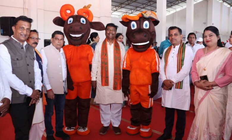 बस्तर ओलंपिक 2026 वन मंत्री श्री केदार कश्यप ने कराया पंजीयन, अधिकाधिक भागीदारी पर दिया जोर बस्तर ओलंपिक 2026 वन मंत्री श्री केदार कश्यप ने कराया पंजीयन, अधिकाधिक भागीदारी पर दिया जोर