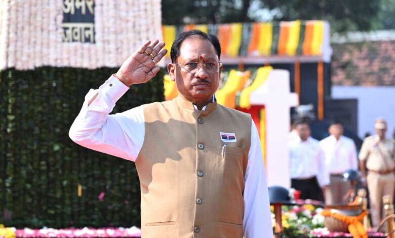 वीर जवानों के अदम्य साहस और सर्वाेच्च बलिदान से छत्तीसगढ़ में शांति और सुरक्षा का नया अध्याय: मुख्यमंत्री विष्णु देव साय वीर जवानों के अदम्य साहस और सर्वाेच्च बलिदान से छत्तीसगढ़ में शांति और सुरक्षा का नया अध्याय: मुख्यमंत्री विष्णु देव साय