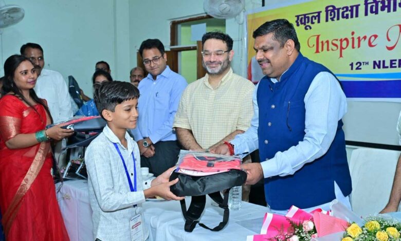 इंस्पायर अवार्ड योजना से बच्चों में नवाचार और वैज्ञानिक सोच को मिल रहा प्रोत्साहन – शिक्षा मंत्री  गजेन्द्र यादव