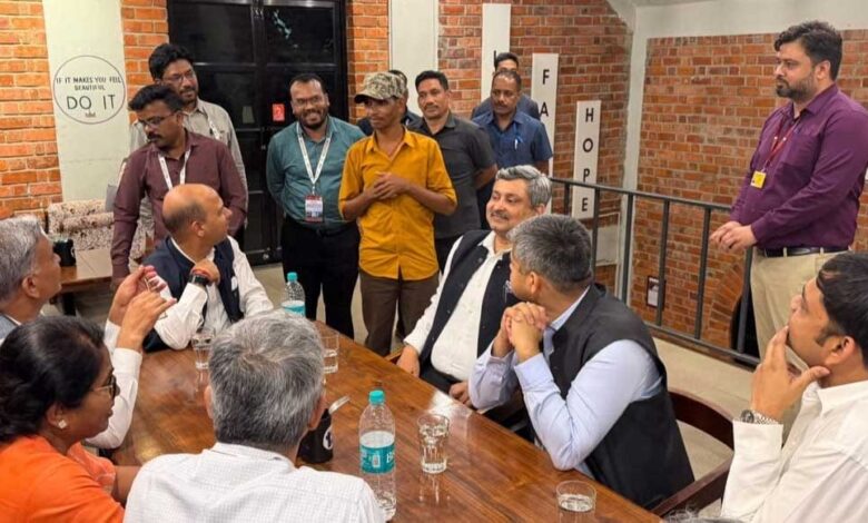 बस्तर में पुनर्वास और स्वावलंबन की मिसाल बना ‘पण्डुम कैफ़े’, केंद्रीय सहकारिता सचिव ने की सराहना